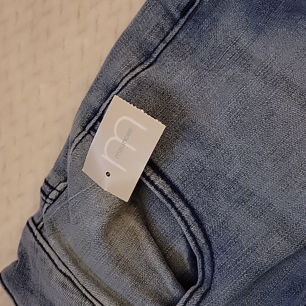 Jeans - Picture 5 of 5